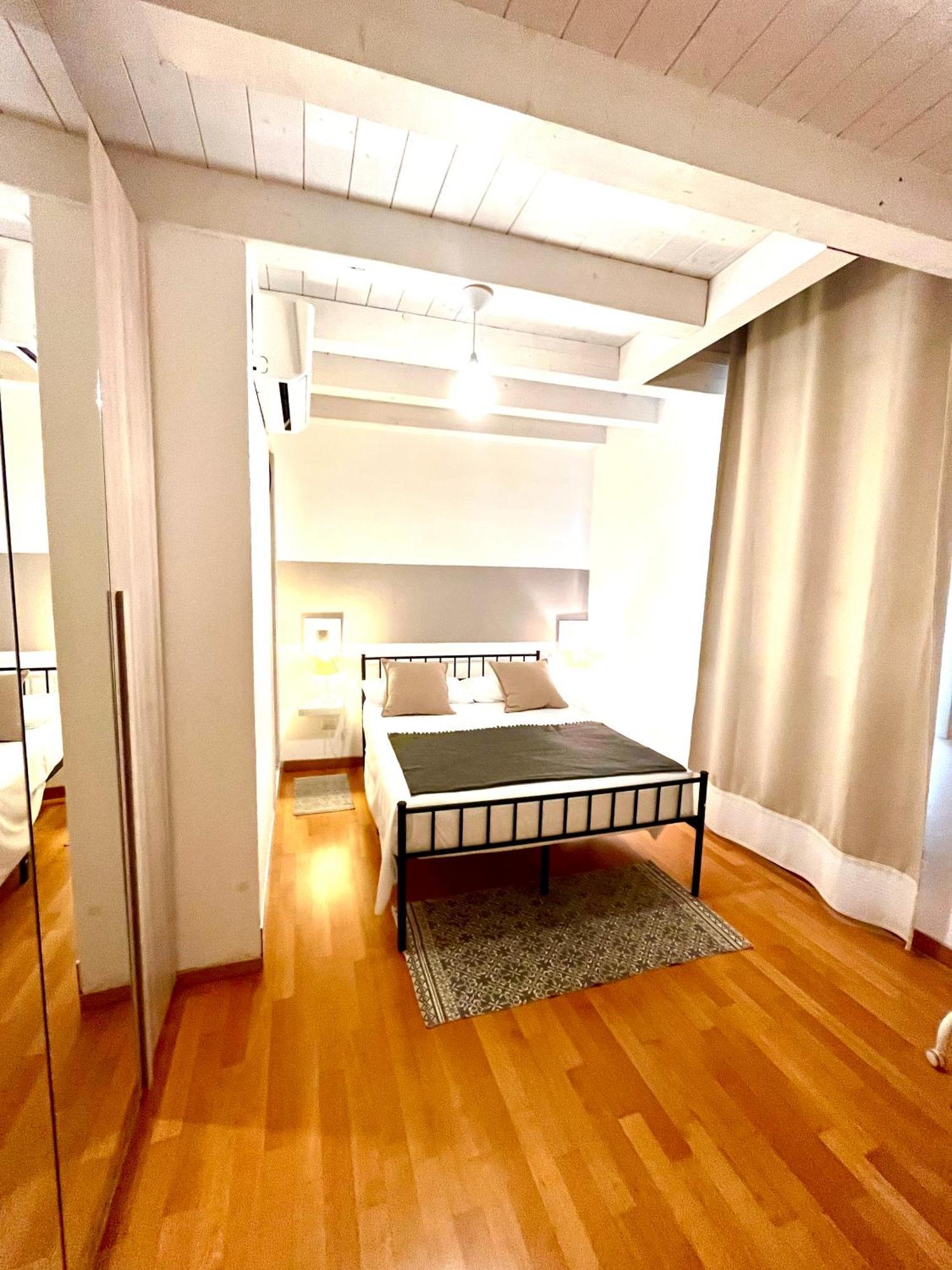 Residenza Serena B&B -Centro Storico Мантова Екстериор снимка