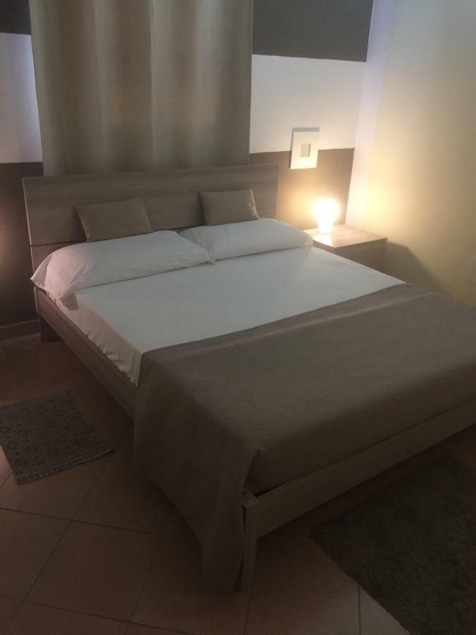 Residenza Serena B&B -Centro Storico Мантова Екстериор снимка