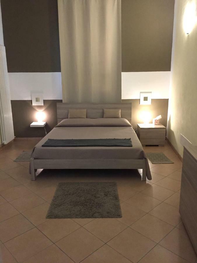 Residenza Serena B&B -Centro Storico Мантова Екстериор снимка