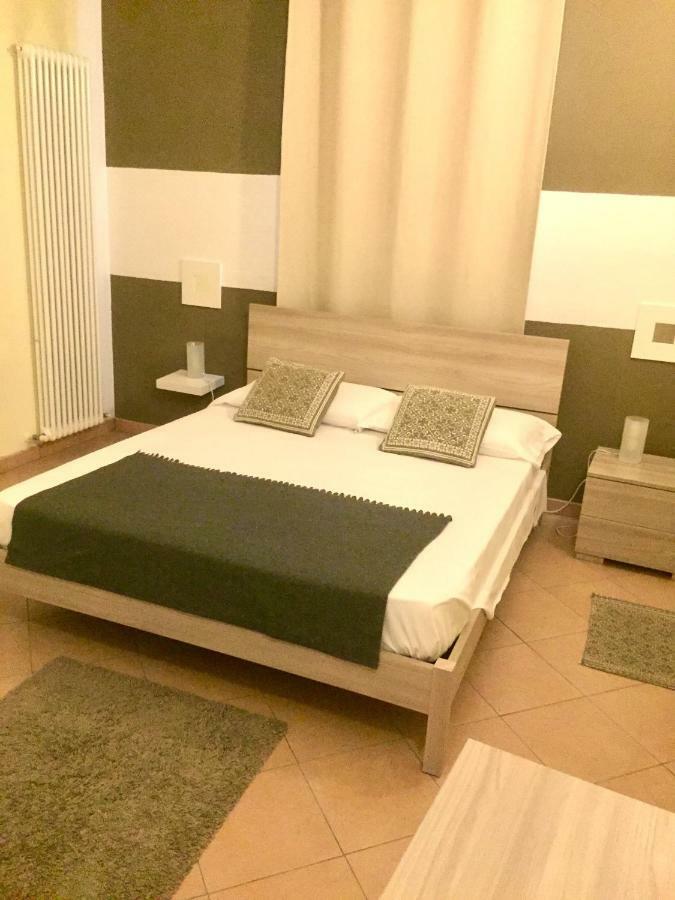 Residenza Serena B&B -Centro Storico Мантова Екстериор снимка